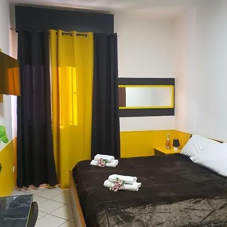 בית הארחה Roberta *